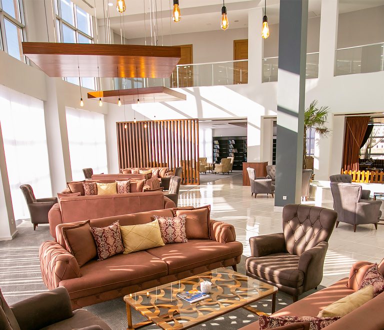 Otel